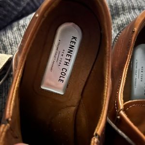 Kenneth Cole shoes. Originally 139$ plus tax. Like new. No box
